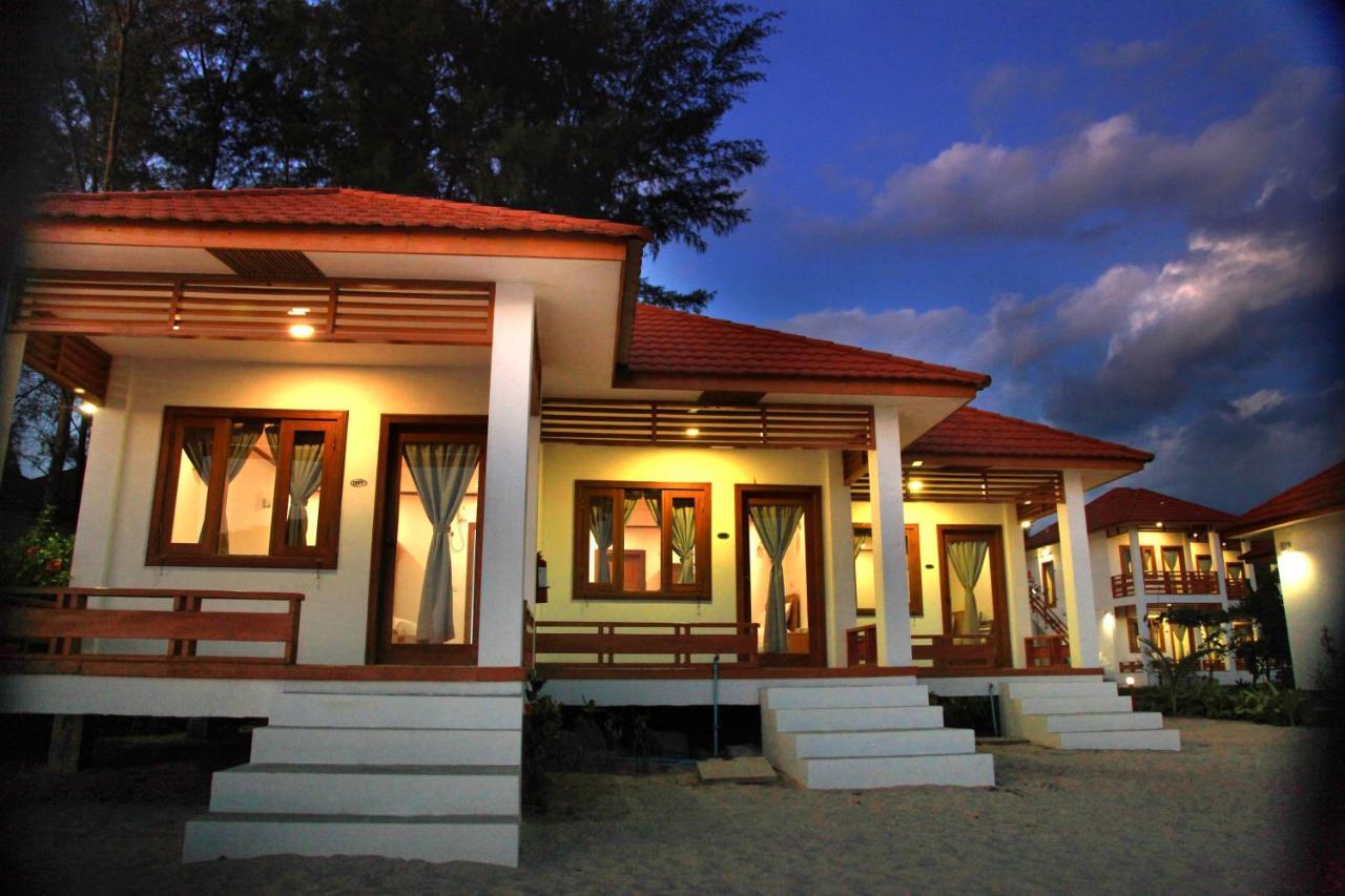 Ngapali Paradise Hotel Zi Phyu Kone Luaran gambar